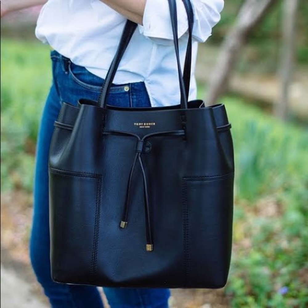 Tory Burch T block bucket bag Large